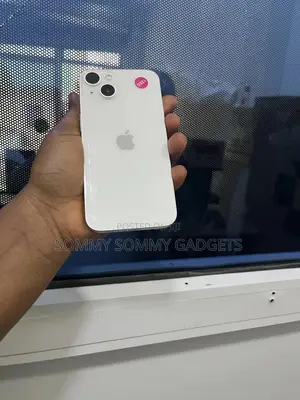 Apple iPhone 13 128 GB White