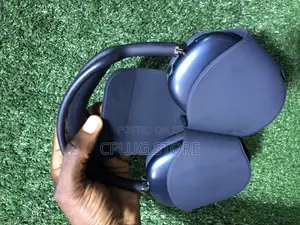 Authentic First Gen Apple Airpodmax (Used)