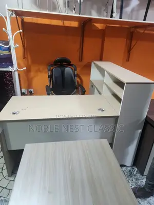150cm Manager Table