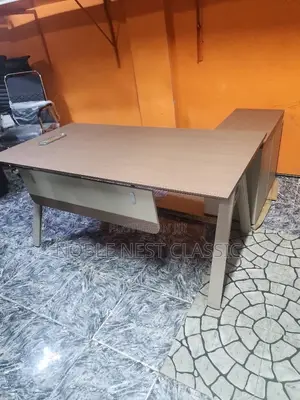 1.6 Md Table With Side Cabinet