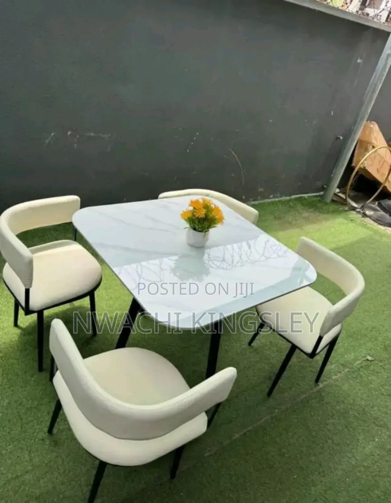 Strong Foreign Dining Table With Four Chair