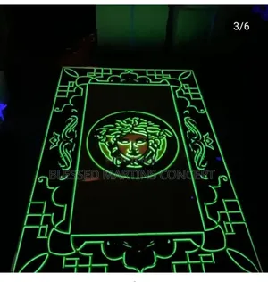 Center Floor Deco Luminous. It Reflect Usually Steady Light in Dark