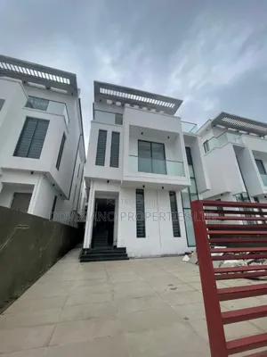5bdrm Duplex in Chevron for sale