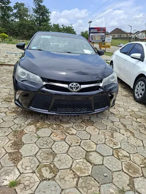 Toyota Camry 2016 Black