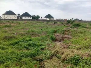 Land for Sale at Dakibiyu by Wuye Plot 960
Size 1,721sqm
C of O