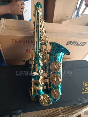 Color Quality Yamaha Saxophone