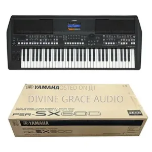 PSR 600 Yamaha Keyboard