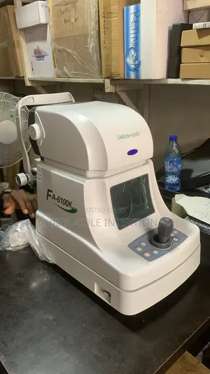 Auto Refractometer With Keratometer