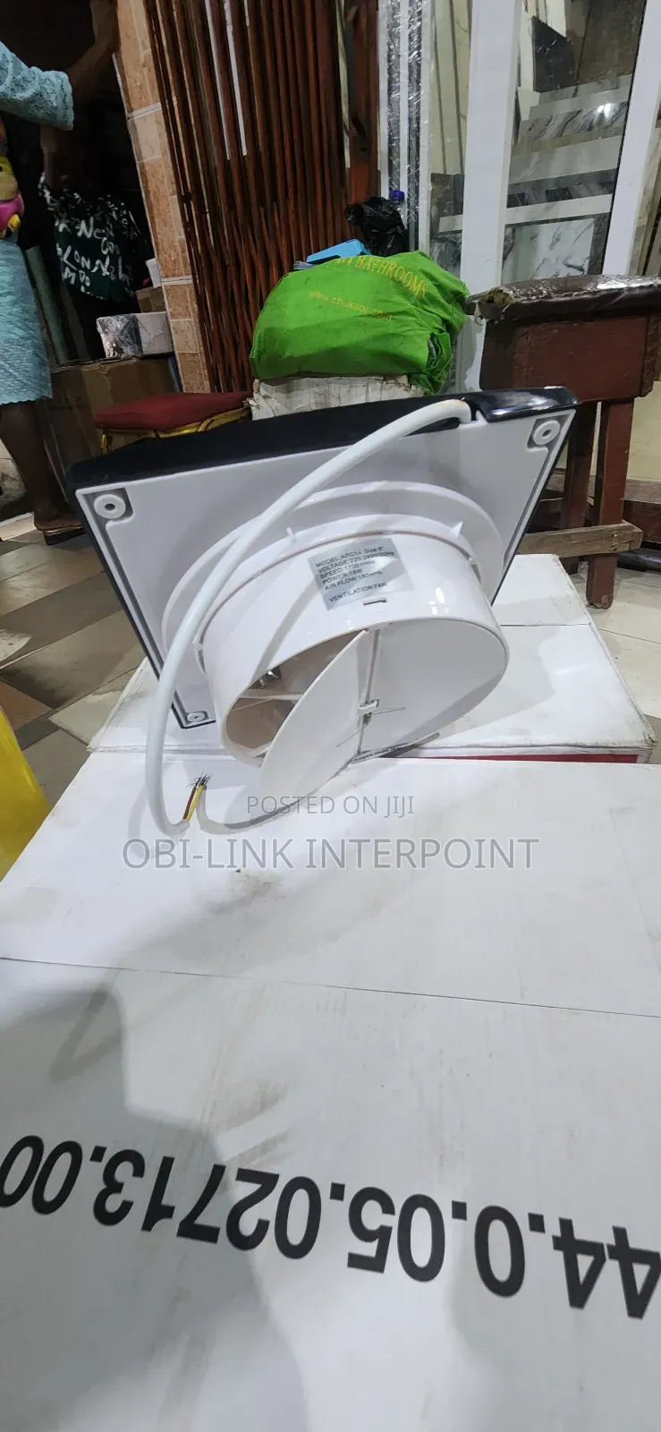 6" Black Extractor Fan