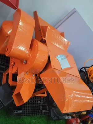 Multiple Purposes Thresher Machine