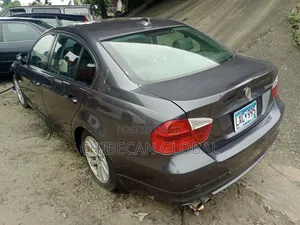 BMW 325i 2007
