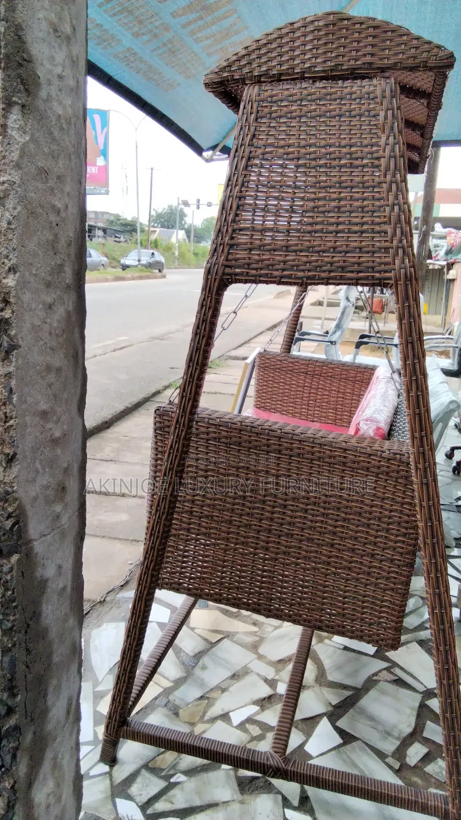 Swinging Chairs