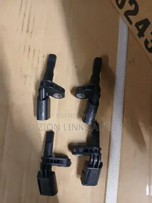Abs Sensor Ir Speed Sensor for Vw Passat, Porsche Cayenne, and Audi