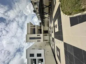 6bdrm Duplex in Guzape District for sale