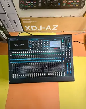 Allen Heath Qu-24 Digital Mixer Console