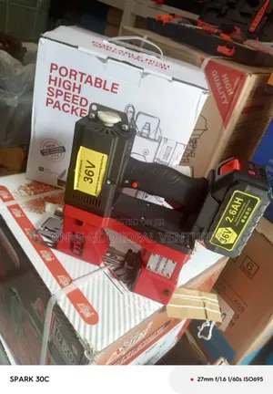 Battery Bag Closer Machine
