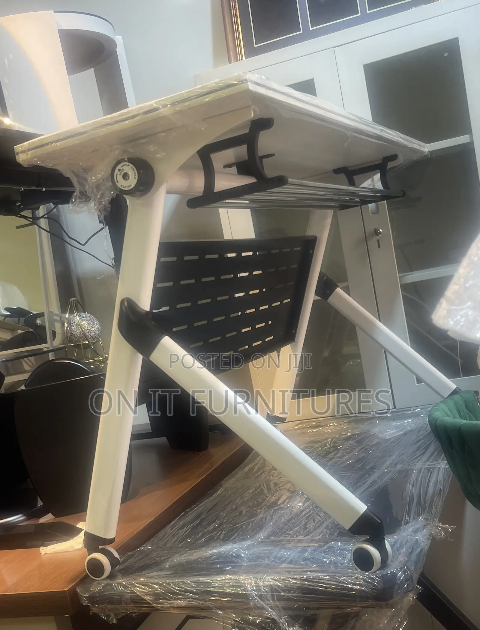 Foldable Imported Table – Stylish, Space-Saving Ready for Anything!