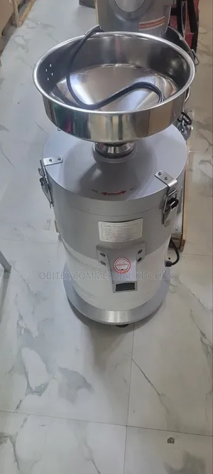 Industrial Tigernut Extractor Machine Big Size Is Available for Sales