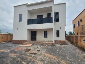 3bdrm Duplex in Utagban Off Airport, Benin City for rent