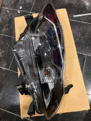 Suzuki Baleno Headlamp