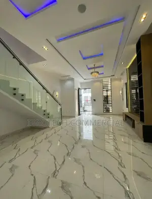 Building Contractor