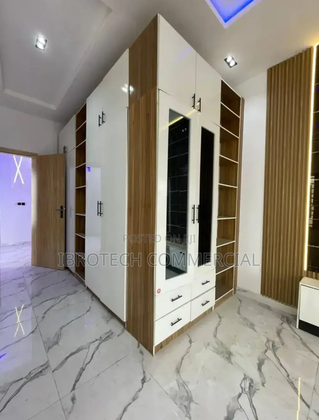 Building Contractor