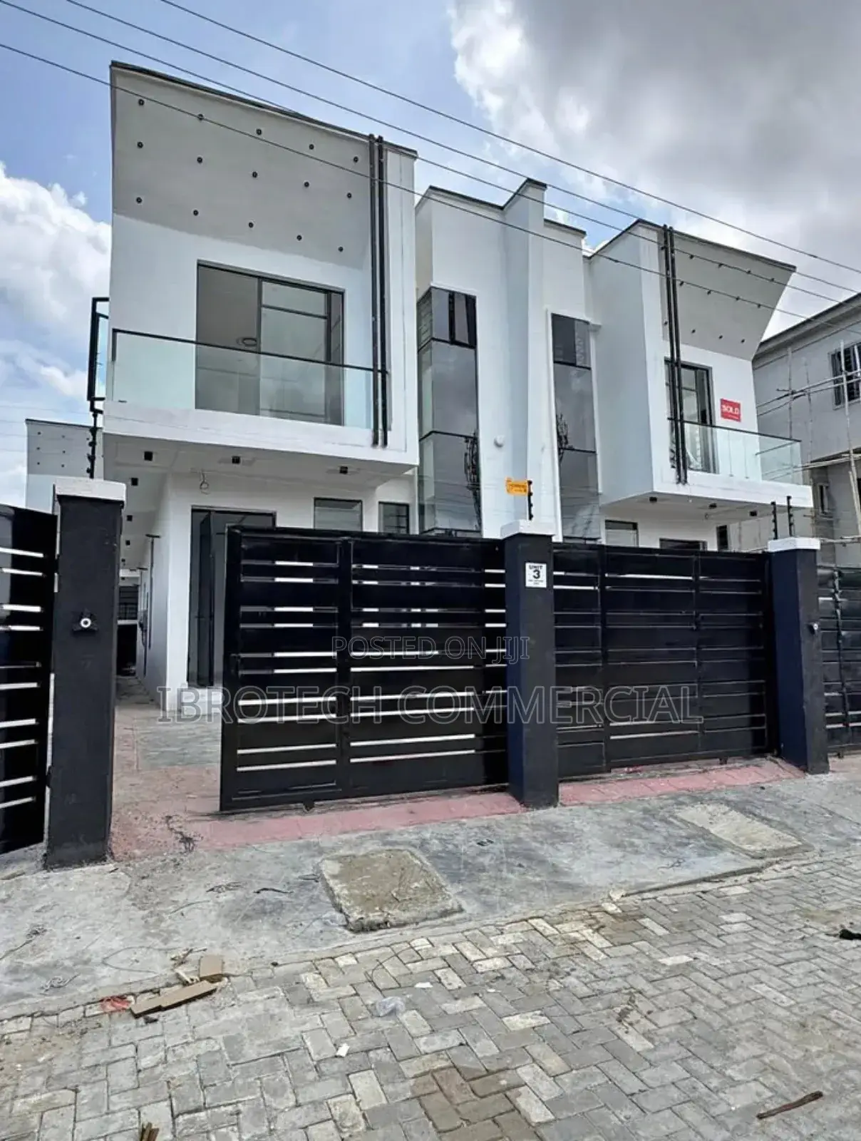 Building Contractor