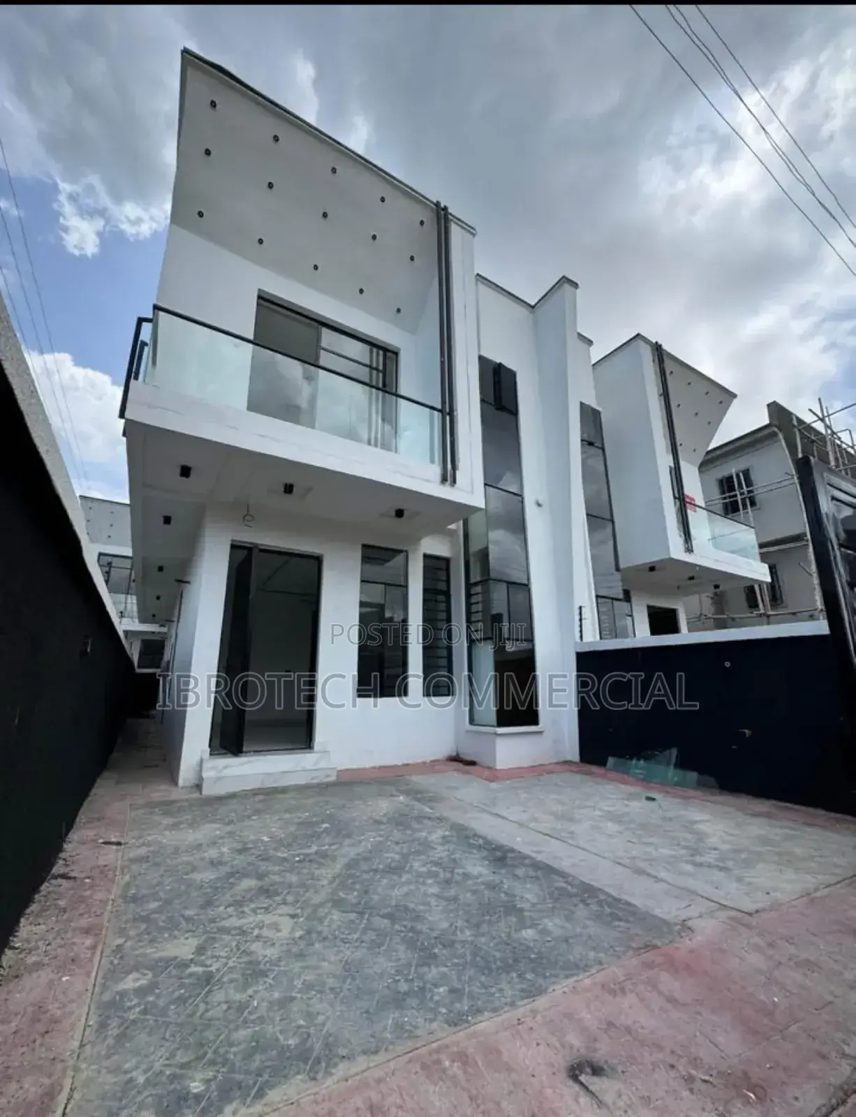 Building Contractor