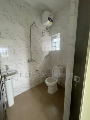 2bdrm Block of Flats in Ivory Heights, Port-Harcourt for rent