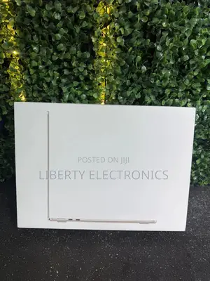 New Laptop Apple MacBook Air 2024 M3 13-Inch 24GB Apple M3 SSD 512GB