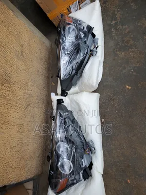 Headlamp for Is250 2015