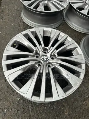 19 Rim Oem For Toyota Harrier And Toyota Vellfire & Toyota Venza 2024
