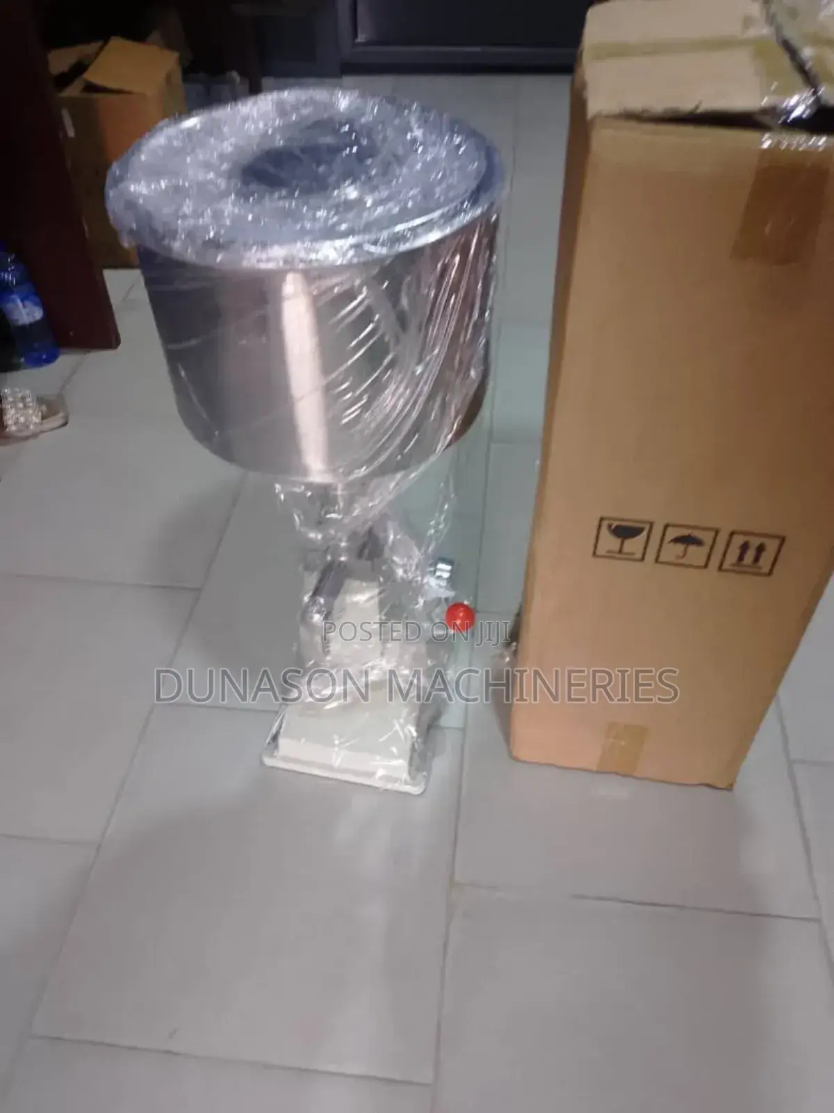 Manual Liquid Paste Filling Machine