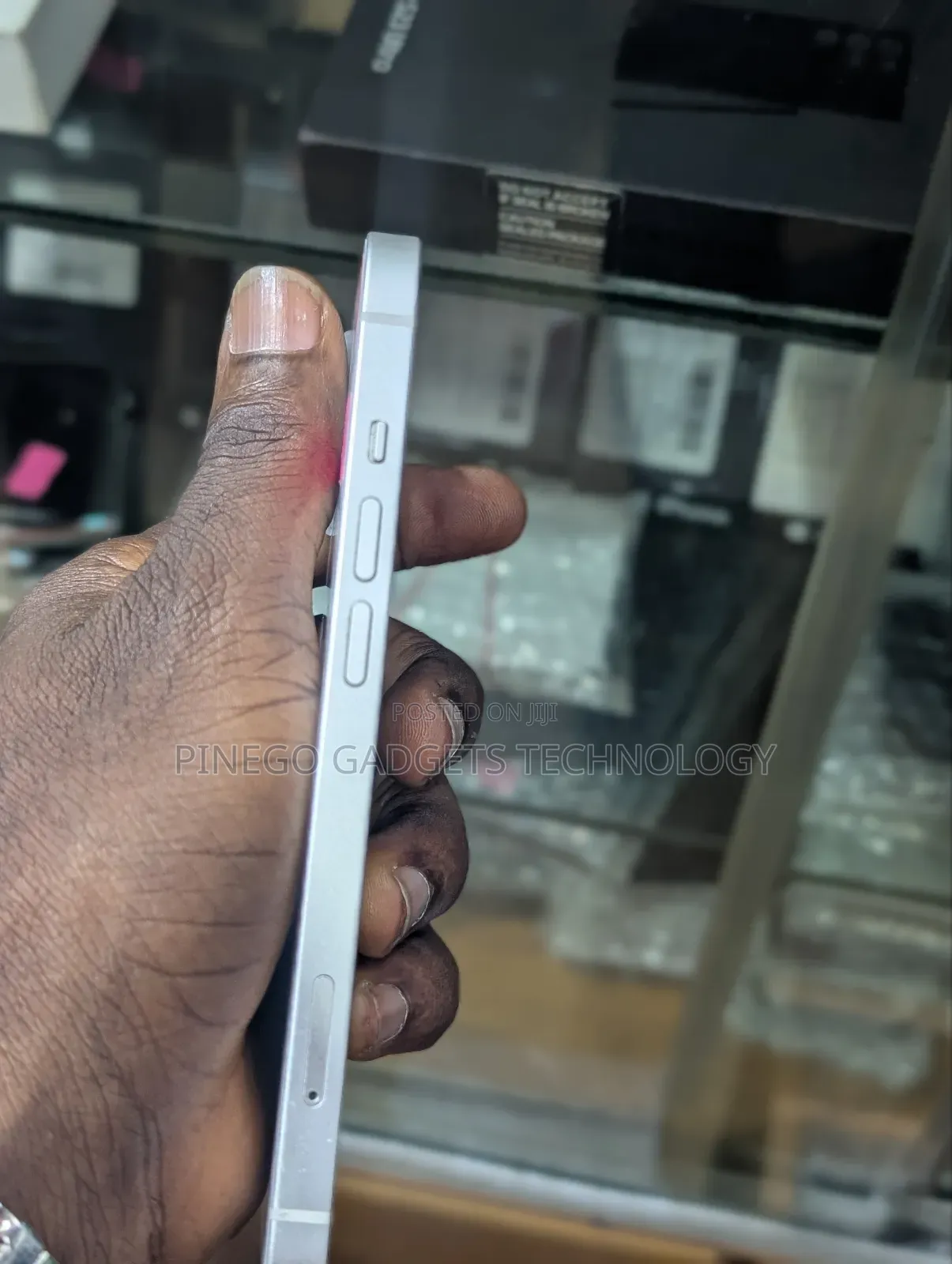 Apple iPhone 13 128 GB White