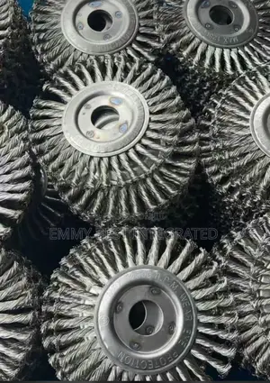 Twist-Knotted Wire Wheel Brushes,