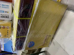 1200w Solar Generator With 4pcs of Panel Nd Big Battery