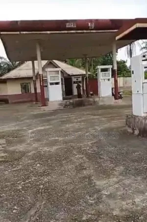 2 Units of Filling Stations for Sale