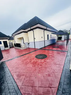 3bdrm Bungalow in Efab Queens, Karsana for sale