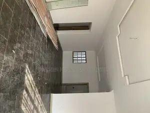 3bdrm Block of Flats in Disney Homes, Lekki for sale