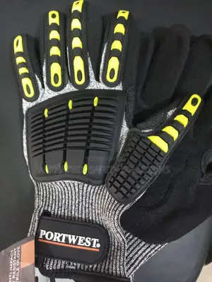 Hand Gloves