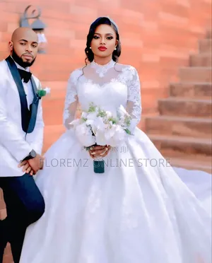 Luxury Wedding Gown Bridal Dress for Renting