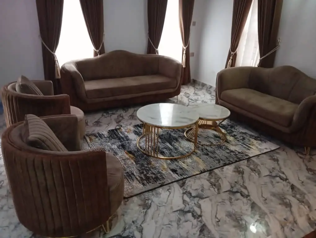 Unique Parlour Sofa Set