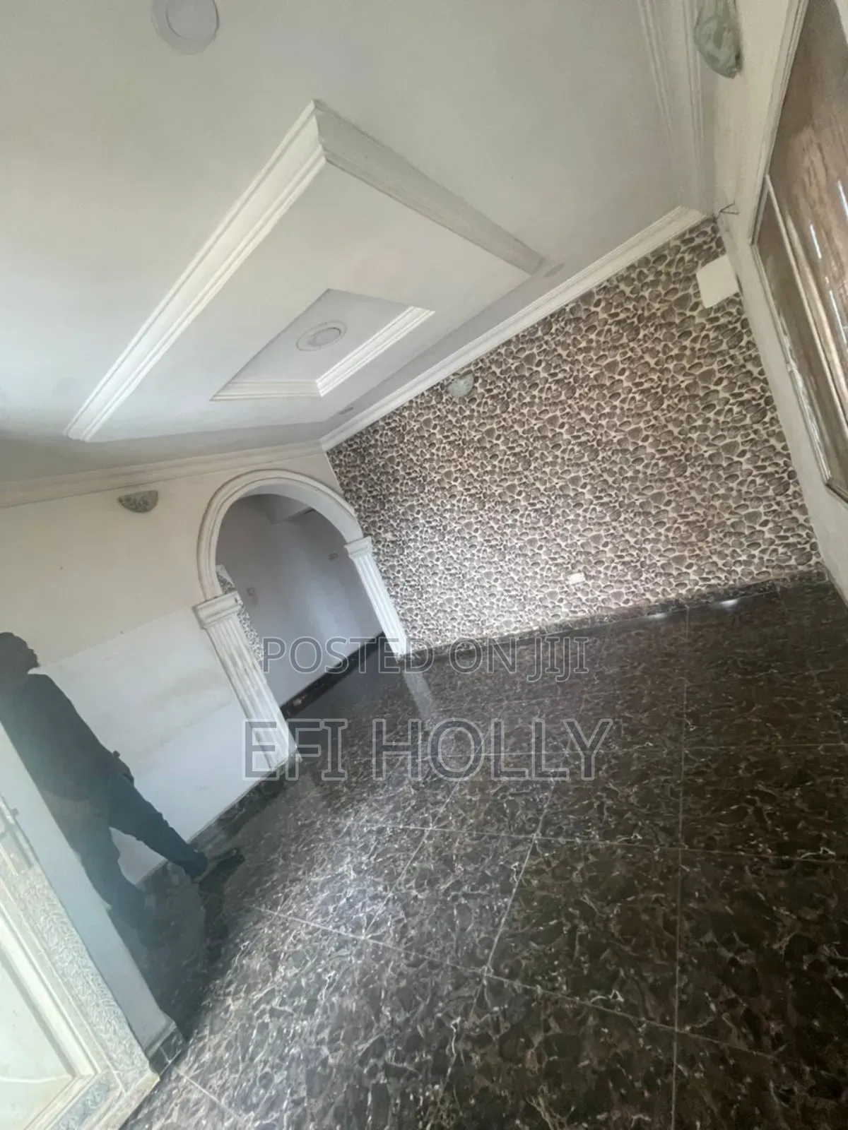 Pop Installation and Screeding