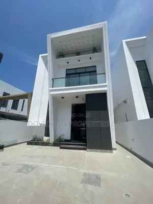 4bdrm Duplex in Chevron for sale