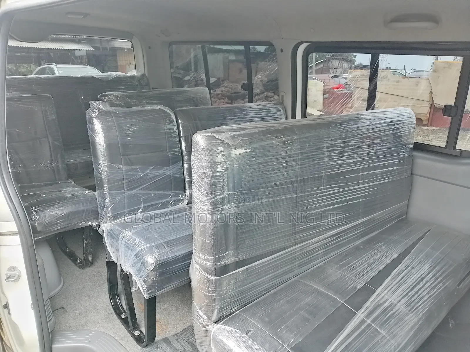 Toyota HiAce 2012 White