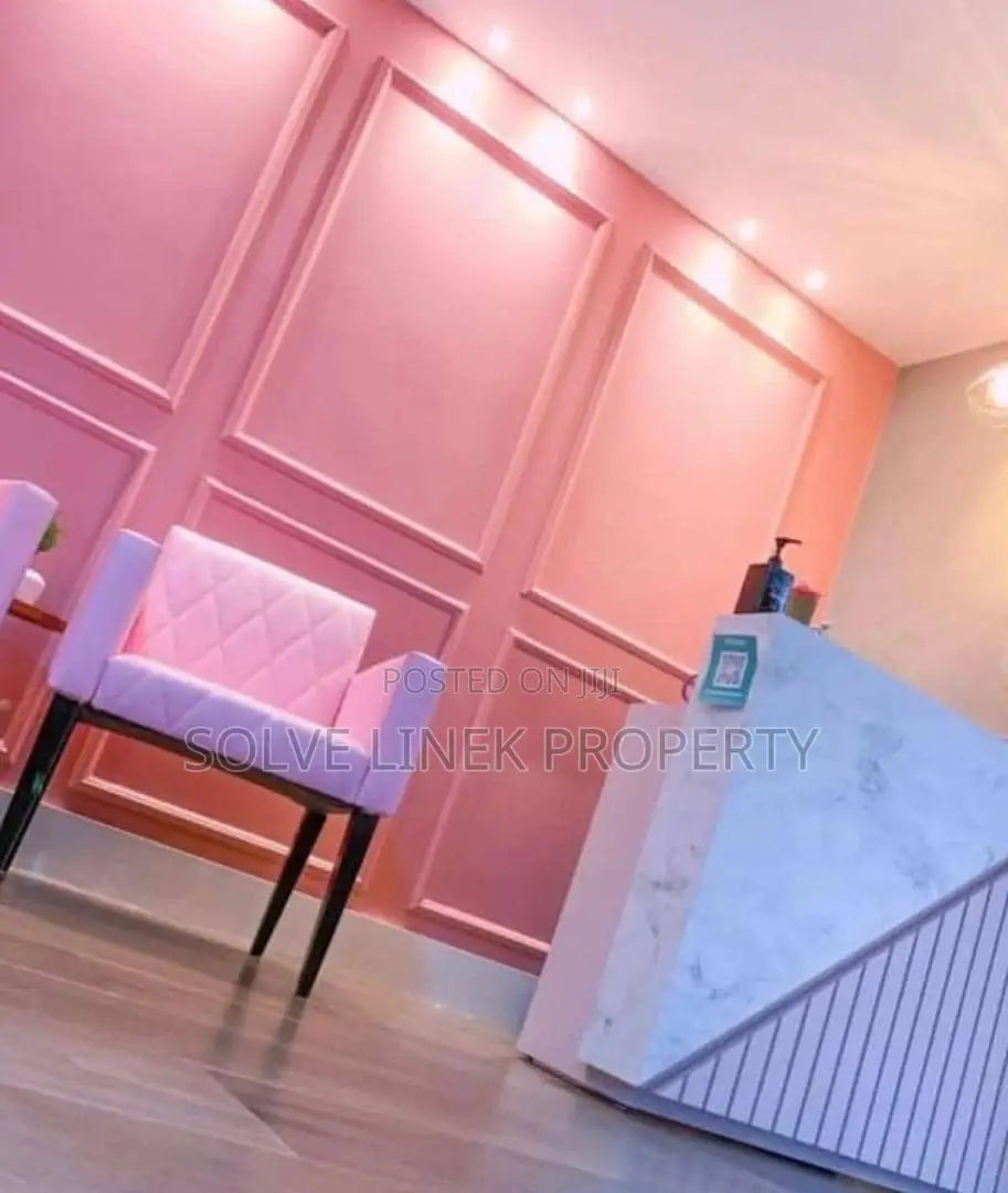 Wall Conish and Design