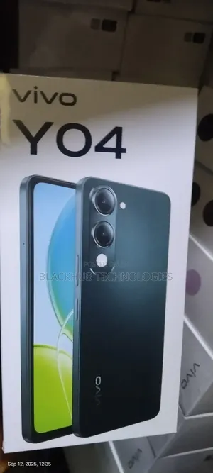 New Vivo Y04 64 GB Green