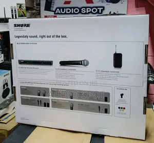 Shure Blx288/Pg58 Wireless Dual Vocal System With 2 Pg58 Handheld Tran