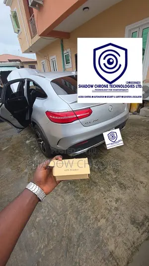 Smart Vehicle Tracker – Fast & Accurate Location Updates