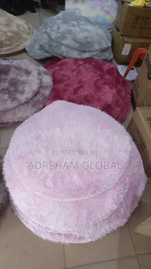 Fluffy Carpet 80cm by 80cm